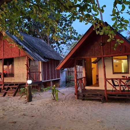 Breizh Cape Beach Bungalows Koh Lanta Exterior photo