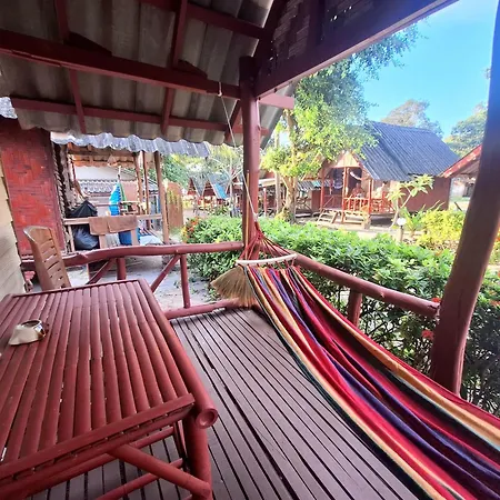Breizh Cape Beach Bungalows Koh Lanta Exterior photo