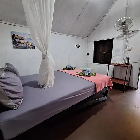 Breizh Cape Beach Bungalows Koh Lanta Exterior photo